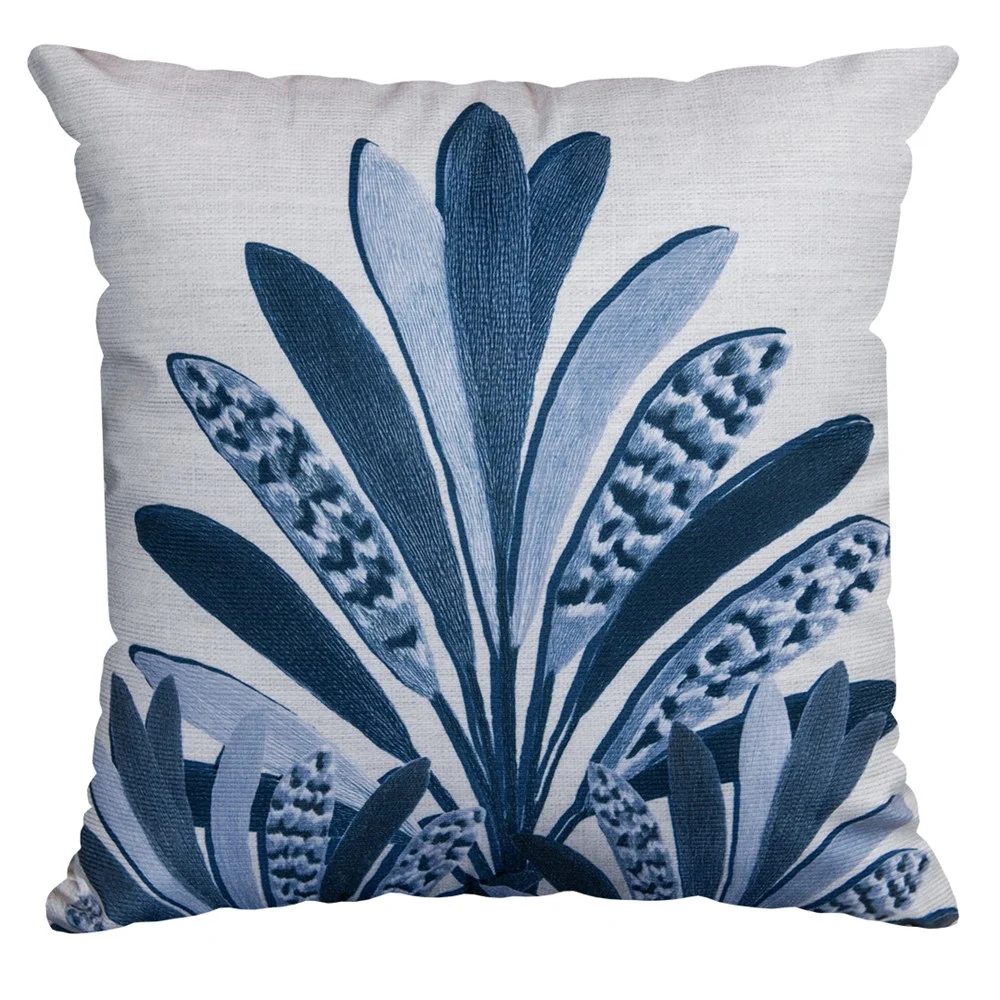Capa de Almofada Velveteen 43x43 Azul e off white sala 834 Belchior